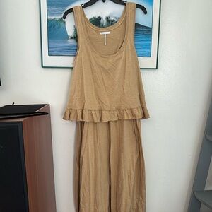 Elegant Tan Sleeveless Dress